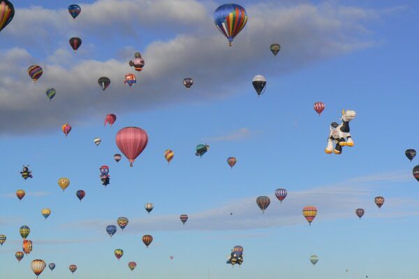 Cluster Balloonist Floats From Albuquerque Balloon Fiesta to a Landing in Show Low