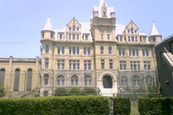 The Tennessee State Prison entrance