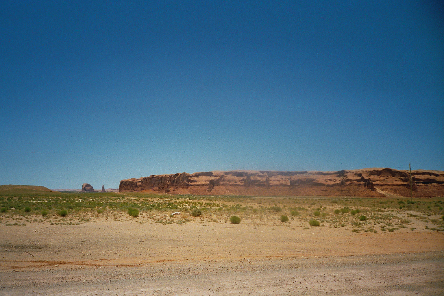 A highway through Apache County, Arizona