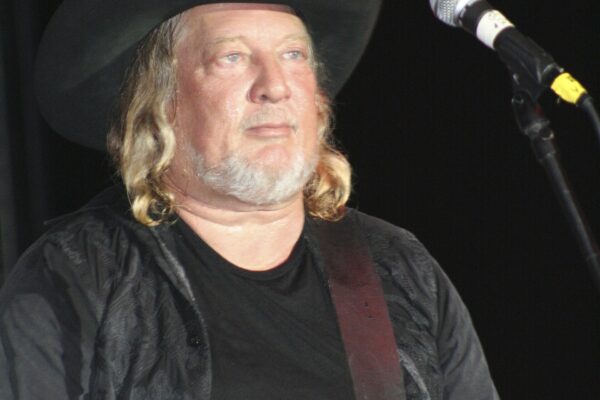 Country singer John Anderson performing