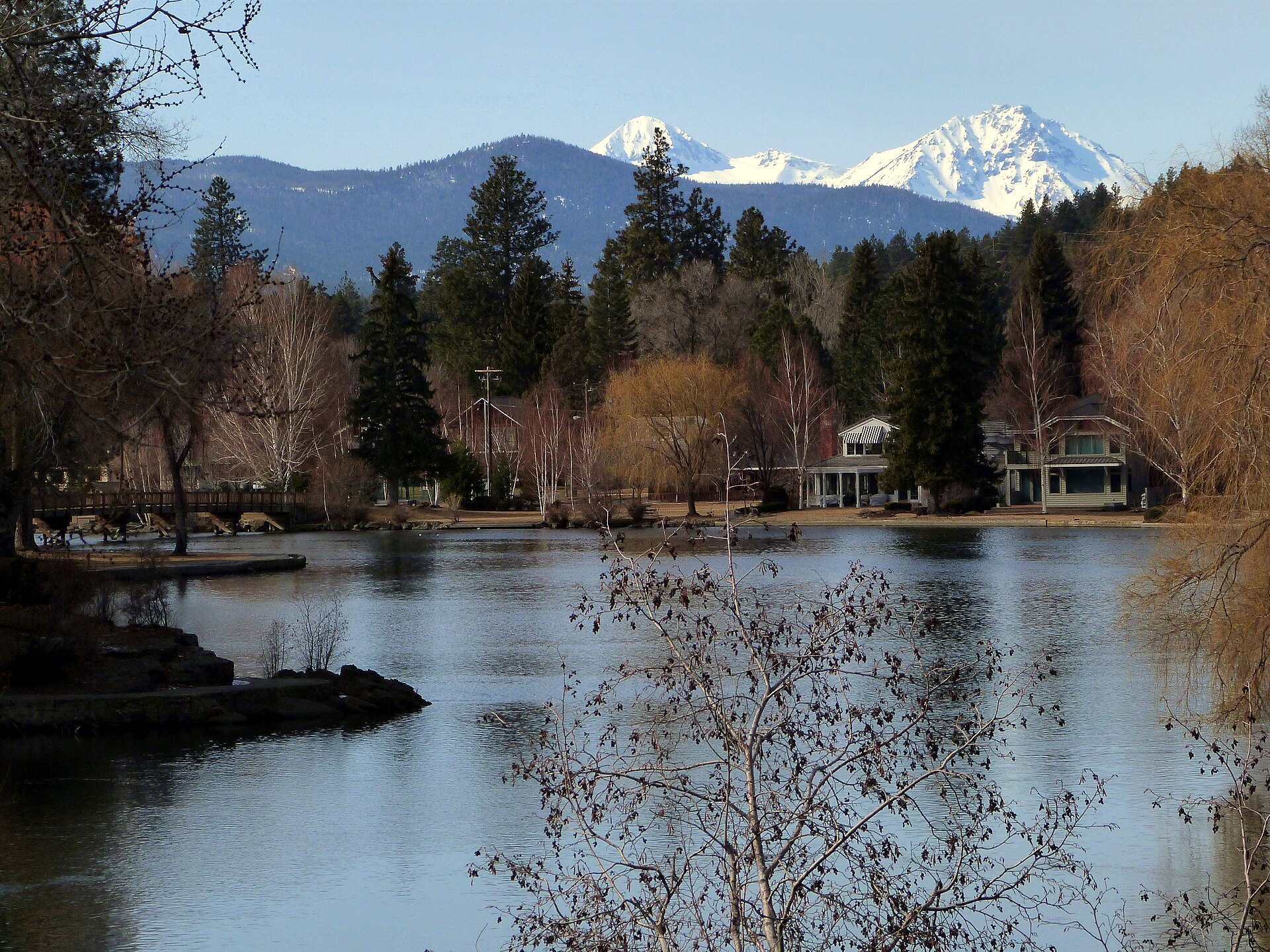 Mirror Pond in Bend, Oregon