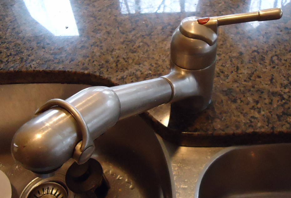 A kitchen faucet